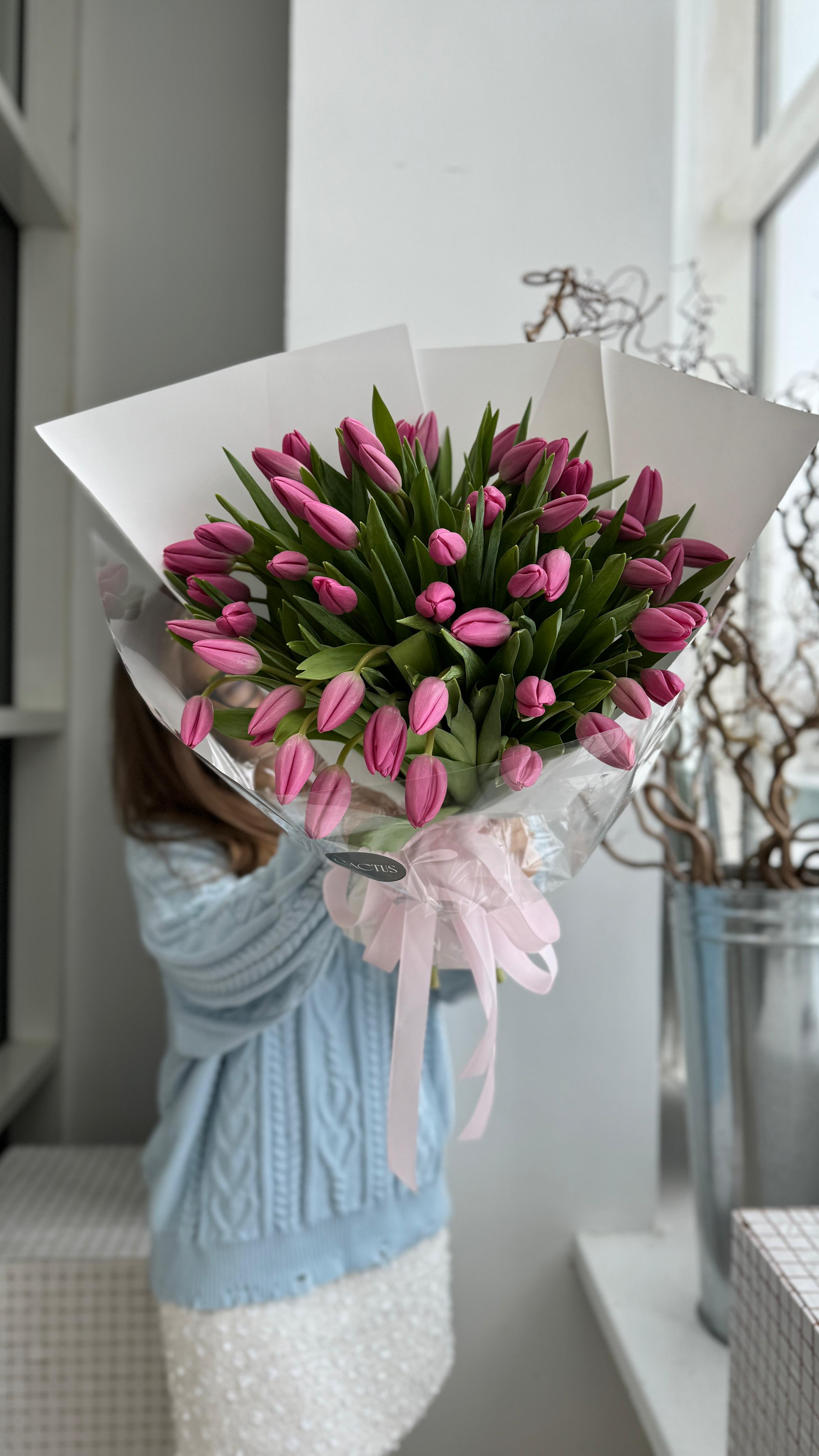 Моно букет из тюльпанов PINK ( 51 шт)