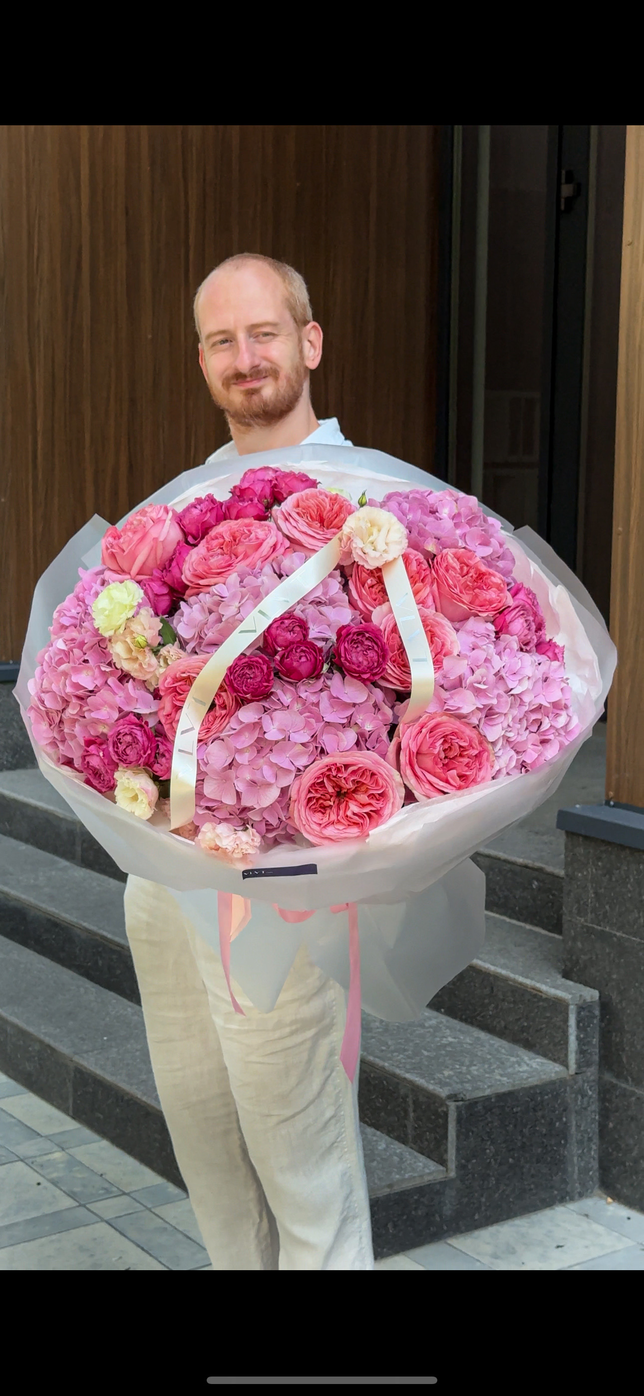 Pink Moly with delivery to Almaty