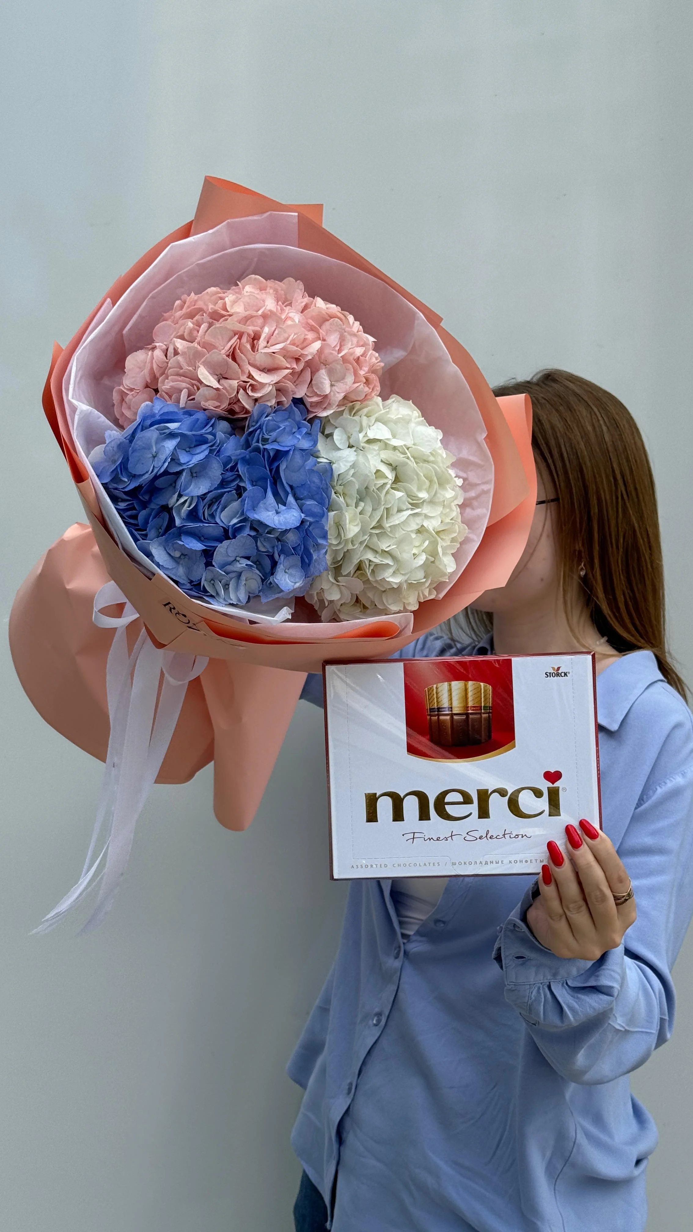 Комбо из 3 гортензий и Мерси с доставкой по Астане