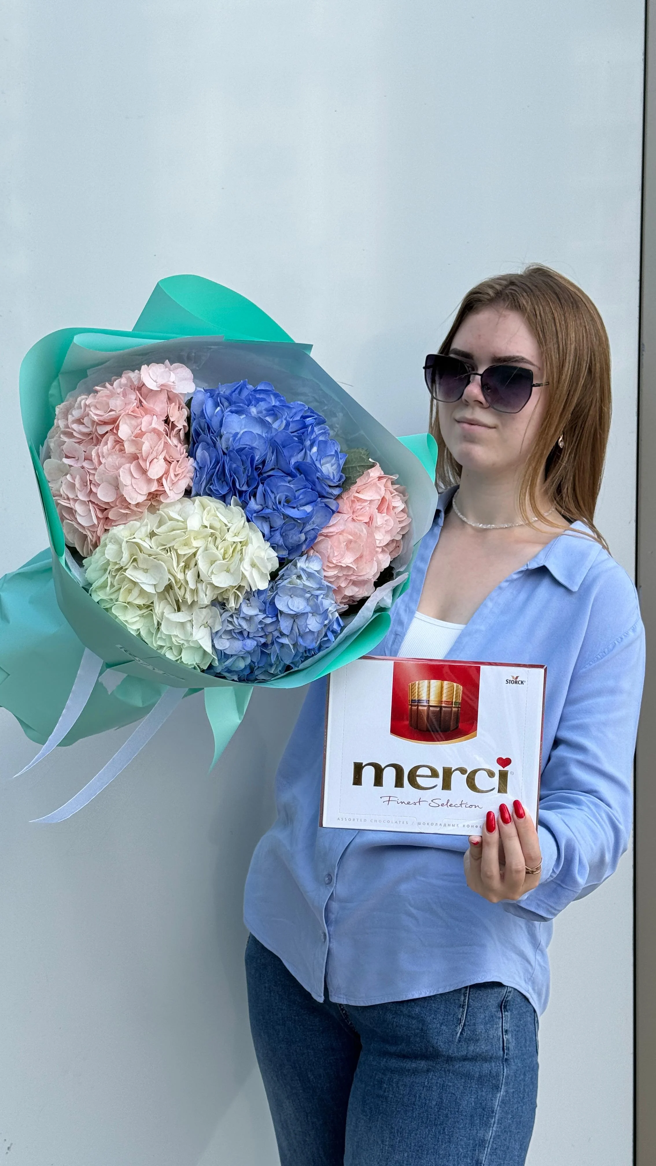 Комбо из 5 гортензий и Мерси  с доставкой по Астане