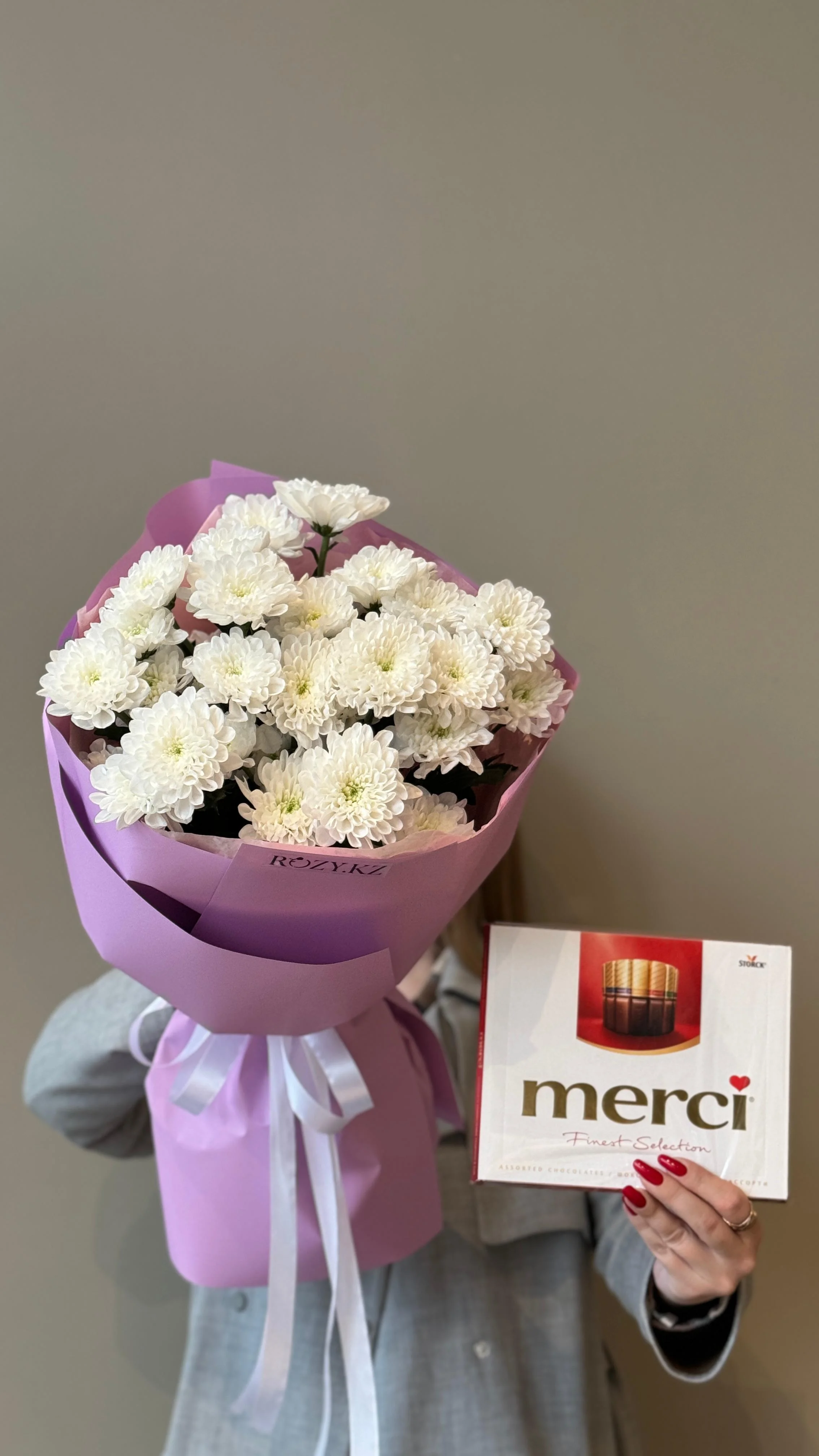 Комбо из 5 хризантем и мерси  with delivery to Astana