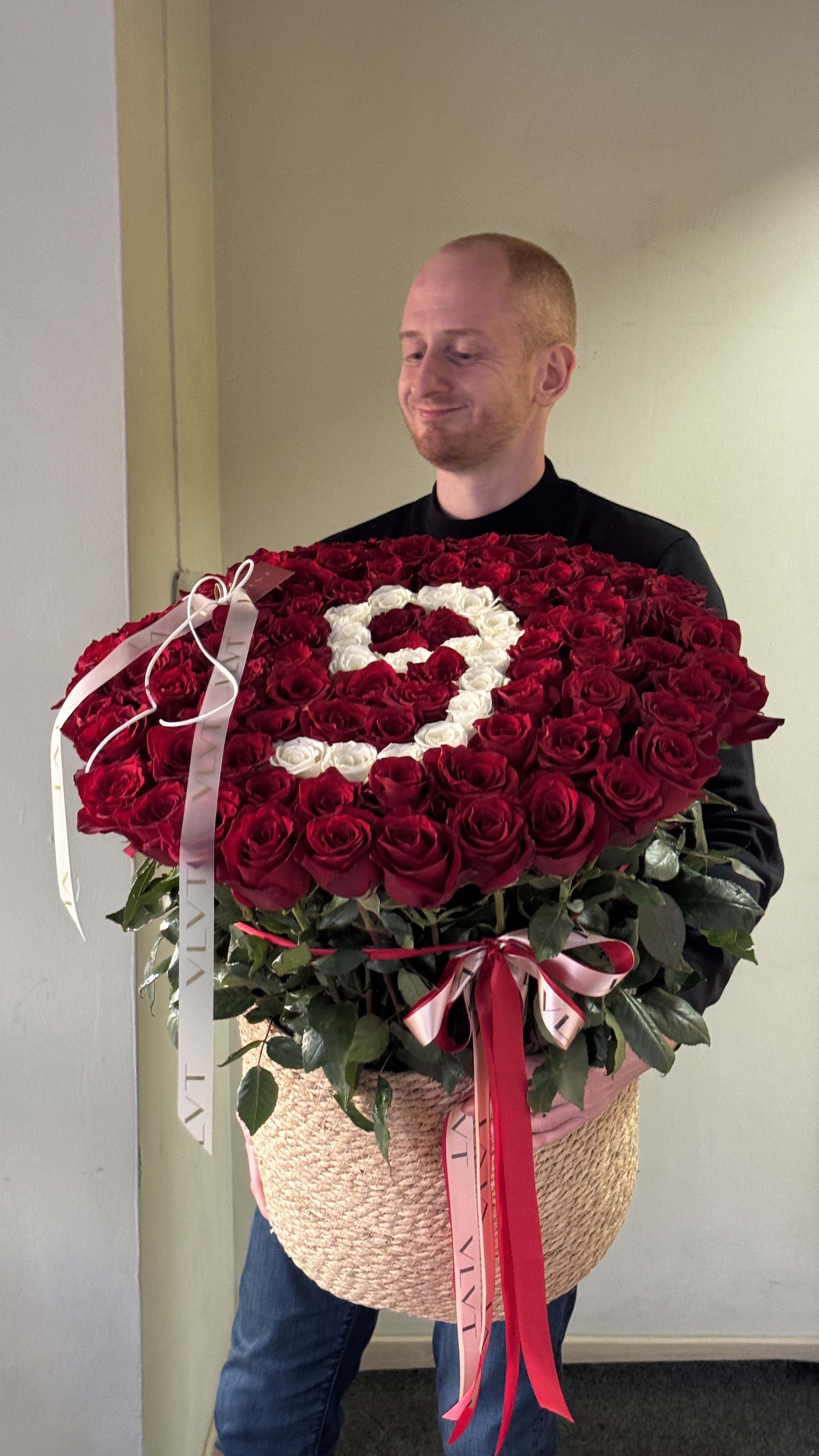 101 Roses of Love 