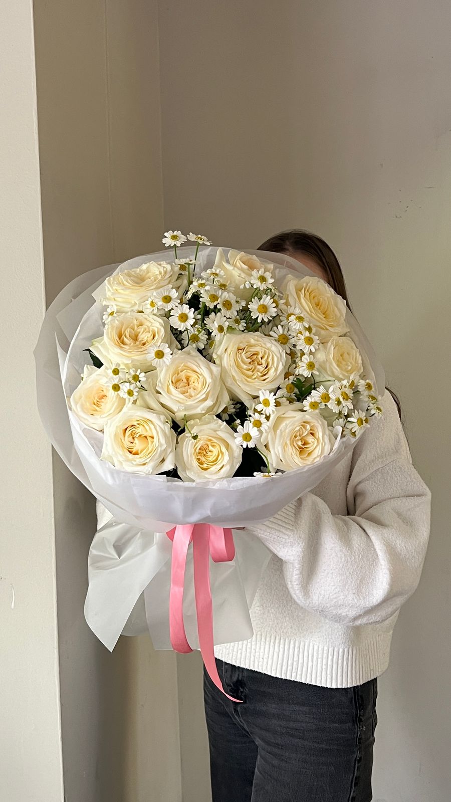 Romashki with delivery to Almaty