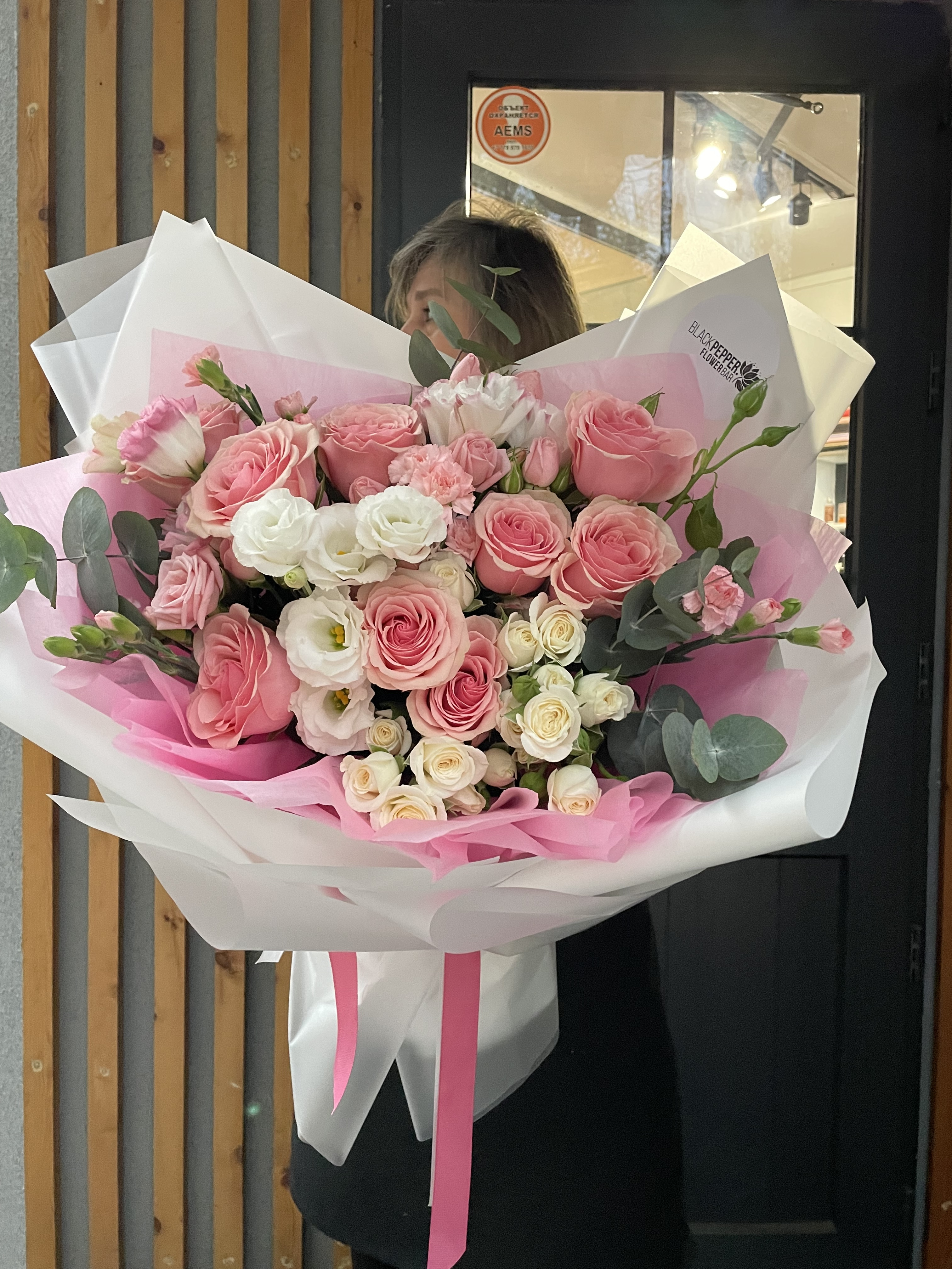 ROSE ROMANCE 