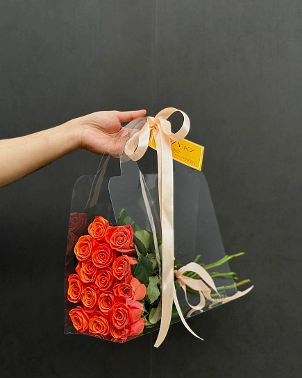 Сумочка из 15 голландских роз with delivery to Astana