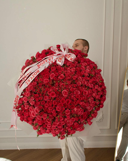 Мега букет из 151 кустовой розы XXXXL с доставкой по Astana