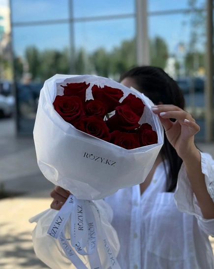 Букет из 9 красных роз с доставкой по Astana