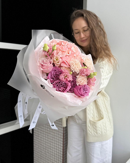 Авторский букет PINK с доставкой по Астане