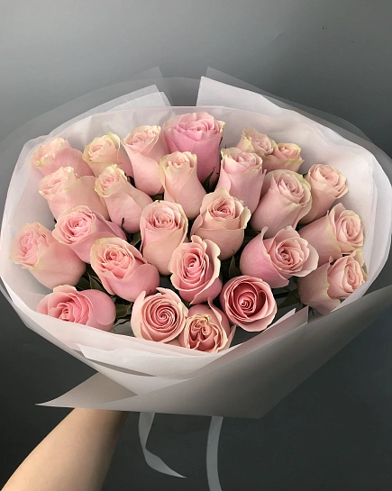 Букет цветов из 25 роз (на вкус флориста)  с доставкой по Астане