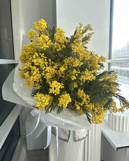 Яркий букет из мимозы и сухоцветов с доставкой по Астане