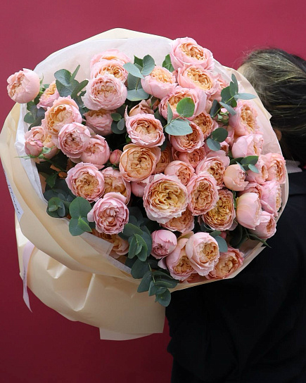 Букет "Chloe's Blossom" с доставкой по Алматы