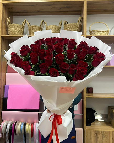 35 голландских роз 80 см  с доставкой по Астане