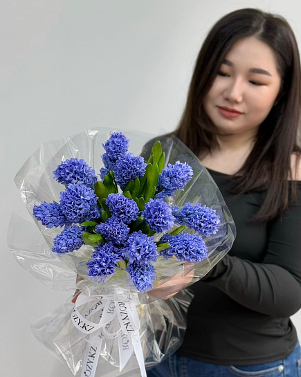 Букет из 15 гиацинтов с доставкой по Astana